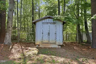 215 Brookfield Cir, Sanford, NC 27330 - Photo 24