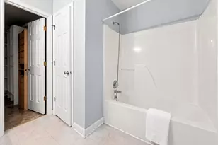 215 Brookfield Cir, Sanford, NC 27330 - Photo 14