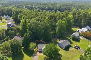 215 Brookfield Cir, Sanford, NC 27330 - Photo 30