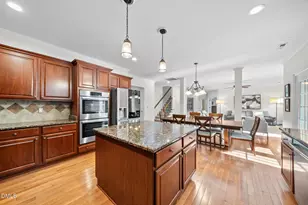 305 Ambermore Pl, Cary, NC 27519 - Photo 12