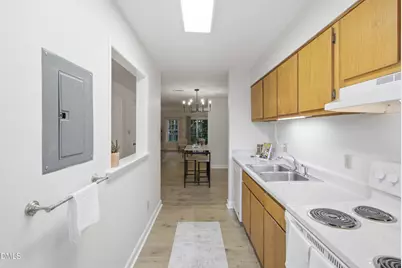 2502 Avent Ferry Road #203, Raleigh, NC 27606 - Photo 14