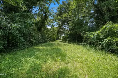 610 E Elm Street E, Goldsboro, NC 27530 - Photo 2
