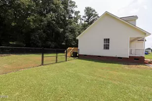 380 Knollwood Dr, Pine Level, NC 27576 - Photo 38