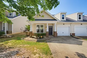 413 Woodson Dr, Clayton, NC 27527 - Photo 2
