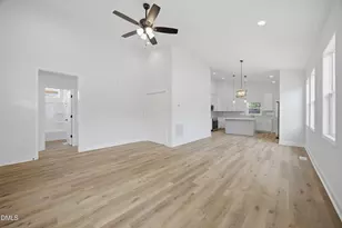 465 New York Ave, Burlington, NC 27215 - Photo 6