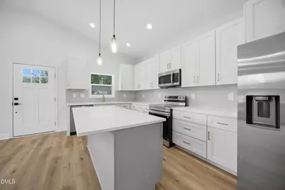 461 New York Avenue, Burlington, NC 27215 - Photo 6