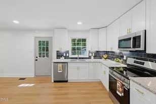 508 Crestview Dr, Durham, NC 27712 - Photo 16