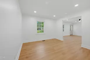508 Crestview Dr, Durham, NC 27712 - Photo 8