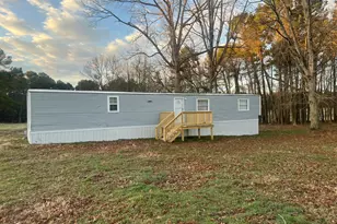1638 Lickskillet Rd, Warrenton, NC 27589 - Photo 1