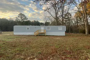 1638 Lickskillet Rd, Warrenton, NC 27589 - Photo 2