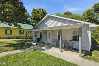 401 S Ireland Street, Burlington, NC 27217 - Photo 2