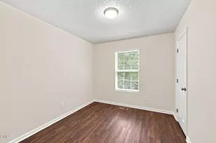 221 Dogwood Ave, Clayton, NC 27520 - Photo 16