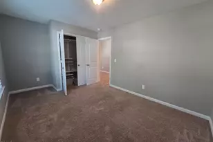 3917 Valley Side Ct, Cary, NC 27519 - Photo 40