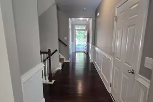 3917 Valley Side Ct, Cary, NC 27519 - Photo 8
