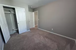 3917 Valley Side Ct, Cary, NC 27519 - Photo 38