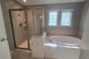 3917 Valley Side Ct, Cary, NC 27519 - Photo 50