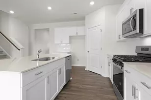 230 Pisgah St, Sanford, NC 27330 - Photo 8
