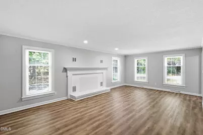 25 Camelia Drive, Smithfield, NC 27577 - Photo 8