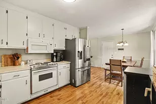 505 Sexton Ave, Zebulon, NC 27597 - Photo 16