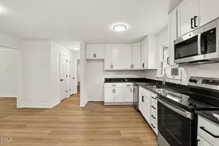 102 Amesbury Ln, Cary, NC 27511 - Photo 8