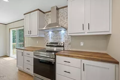 720 Myrtle Road, Roseboro, NC 28382 - Photo 12