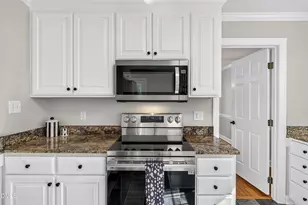 809 Kinsman Ct, Raleigh, NC 27603 - Photo 12