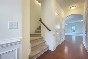 606 Briarcliff St, Apex, NC 27502 - Photo 2