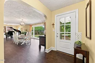 406 Country Club Dr, Jacksonville, NC 28546 - Photo 8