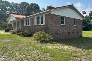 7863 Overhills Rd, Spring Lake, NC 28390 - Photo 2