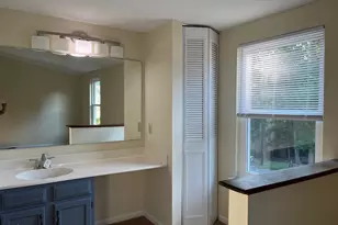 1829 Fox Sterling Dr, Raleigh, NC 27606 - Photo 10