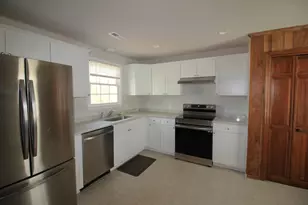 212 N Main St, Holly Springs, NC 27540 - Photo 8