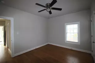 212 N Main St, Holly Springs, NC 27540 - Photo 16