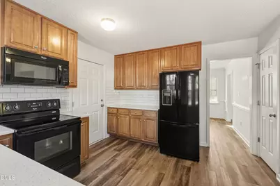 423 Kinsman Court, Fuquay Varina, NC 27526 - Photo 10