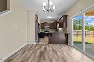 528 Tip Top Ave, Fayetteville, NC 28306 - Photo 6