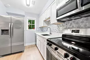 305 Kendall Dr, Durham, NC 27703 - Photo 10
