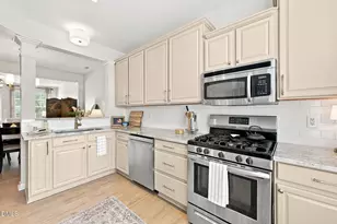 8496 Central Dr, Raleigh, NC 27613 - Photo 6