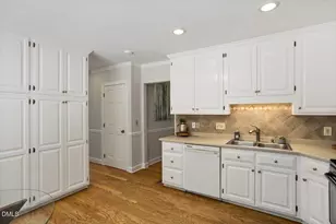 6810 Falconbridge Rd, Chapel Hill, NC 27517 - Photo 22