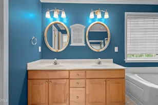 533 Carriage Woods Cir, Cary, NC 27513 - Photo 8