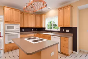 533 Carriage Woods Cir, Cary, NC 27513 - Photo 10