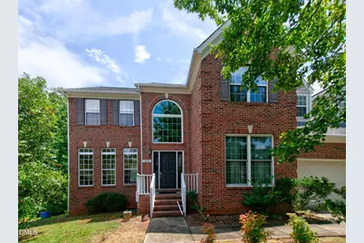 533 Carriage Woods Circle, Cary, NC 27513 - Photo 2