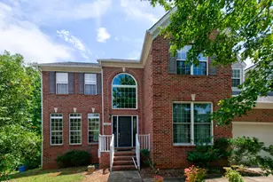 533 Carriage Woods Cir, Cary, NC 27513 - Photo 2