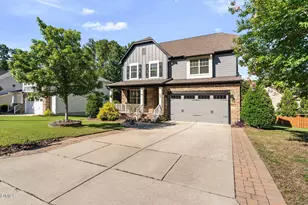 637 Apalachia Lake Dr, Fuquay Varina, NC 27526 - Photo 2