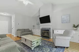384 Hubert Herndon Rd, Chapel Hill, NC 27516 - Photo 6