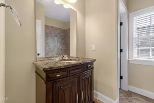 7028 Talton Ridge Dr, Cary, NC 27519 - Photo 44