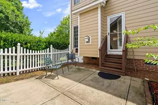 500 Franklin Manor Ln, Cary, NC 27519 - Photo 34