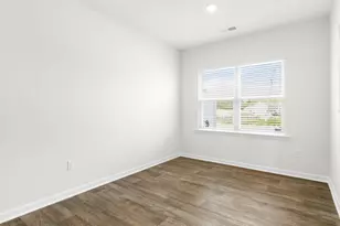 132 Starlight St, Sanford, NC 27330 - Photo 4