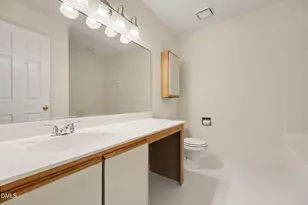 473 Summerwalk Cir, Chapel Hill, NC 27517 - Photo 20