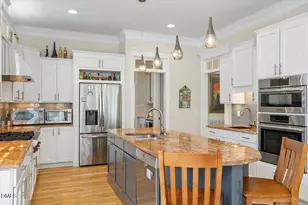 708 Meadowmont Ln, Chapel Hill, NC 27517 - Photo 16