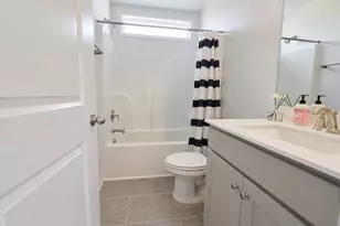142 Greenhouse St, Zebulon, NC 27597 - Photo 18