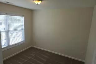 5900 Wynmore Road, Raleigh, NC 27610 - Photo 16